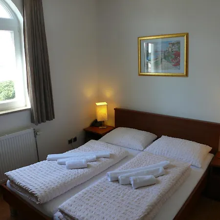 Boutique Paula 3*