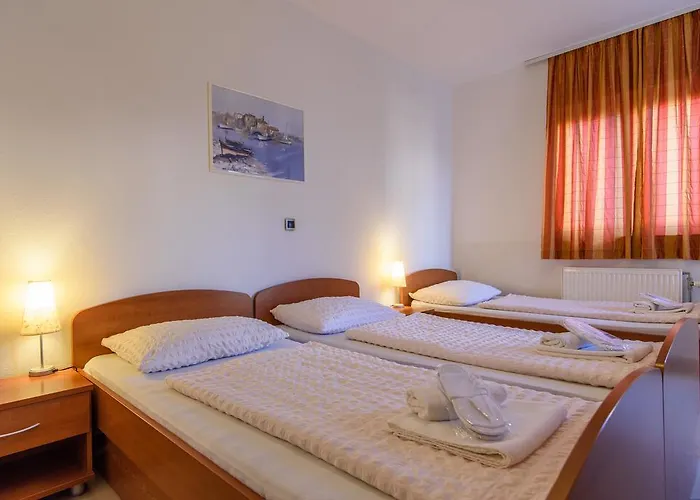 Couette-café Boutique Paula 3*