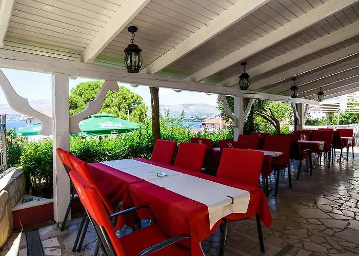 Boutique Paula Couette-café Trogir