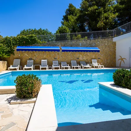 Bed & Breakfast Boutique Paula Okrug Gornji