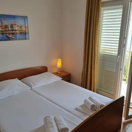 Boutique Paula 3* Okrug Gornji