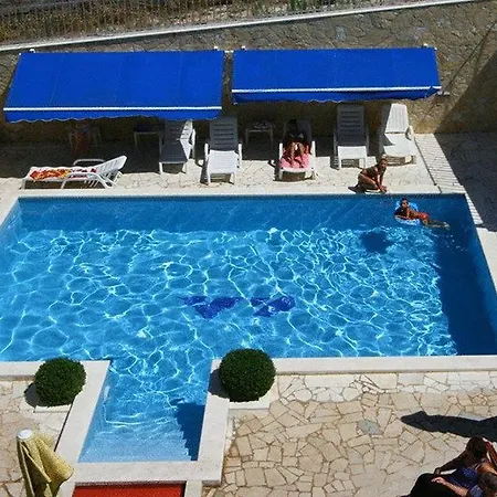 Boutique Paula Bed & Breakfast Okrug Gornji