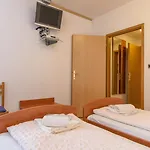 Bed & Breakfast Boutique Paula 3*