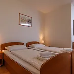 Boutique Paula 3* Traù