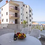 Boutique Paula Bed & Breakfast 3*
