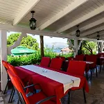 Boutique Paula Bed & Breakfast Traù