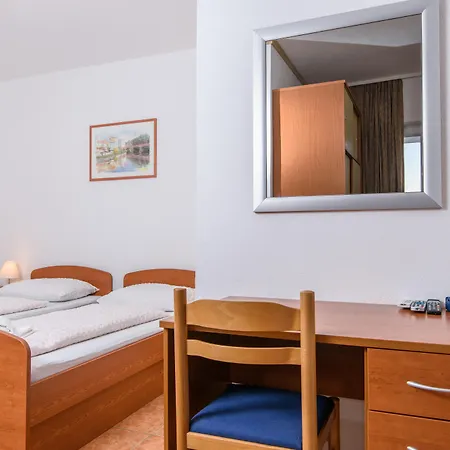 Boutique Paula Trogir