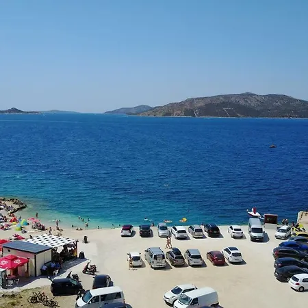 Boutique Paula Bed & Breakfast 3*