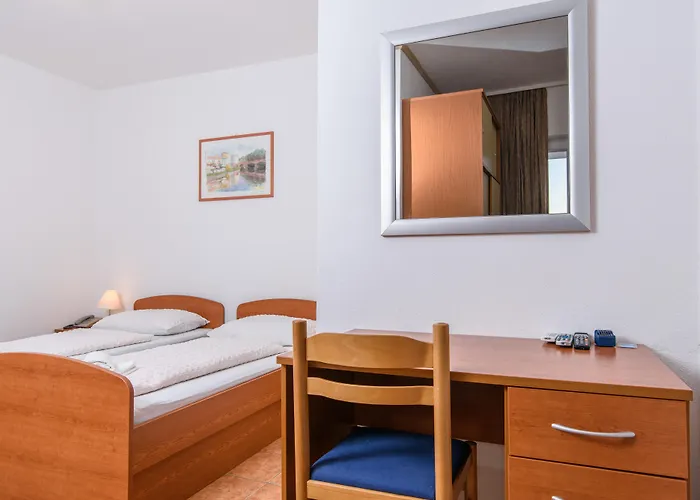 Boutique Paula Трогир